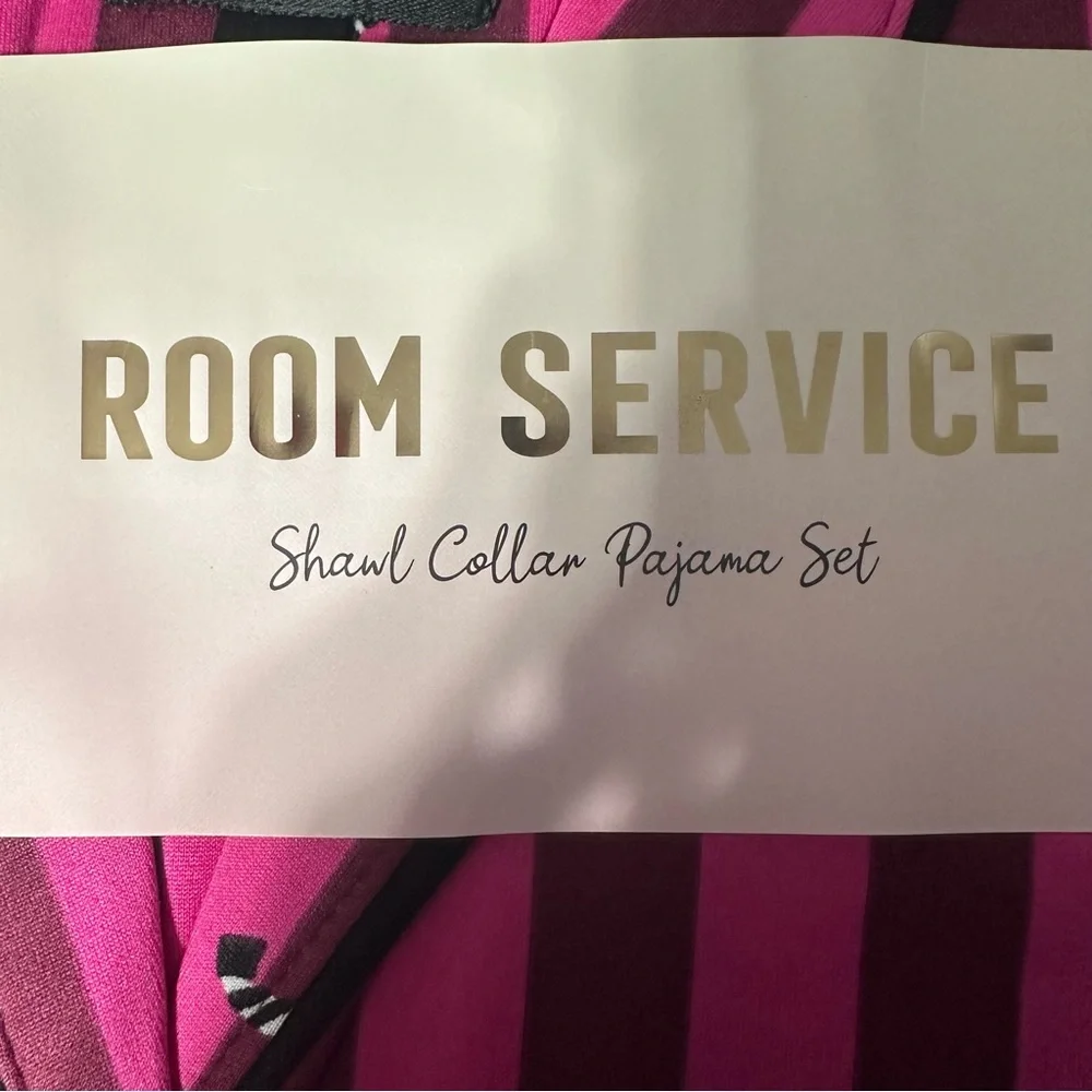 Room Service Women's Shawl Collar Pajama Set/Pink Stripe Zebra/Size: XX-Large - Picture 13 of 15